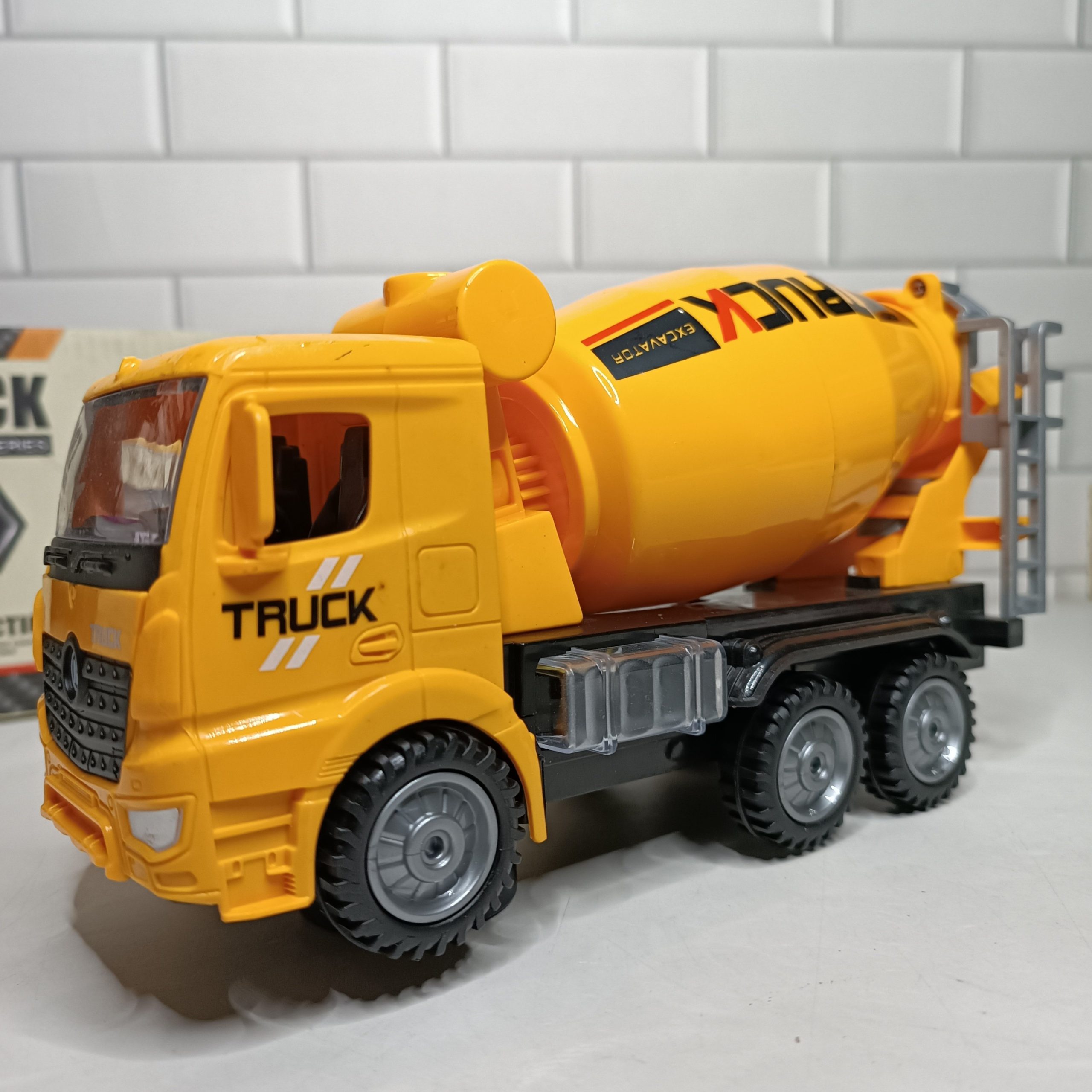 Mixer Truck